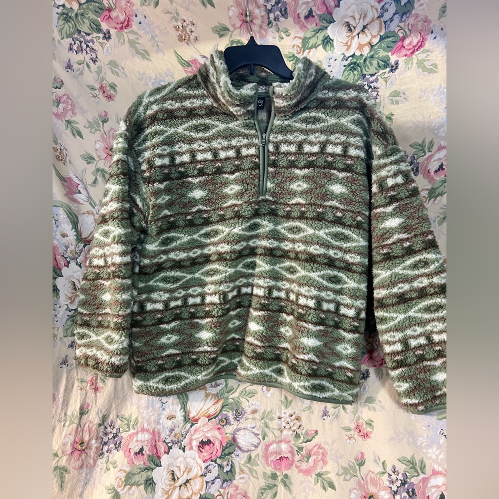Cozy Green Patterned pullover Jacket - Picture 2 of 12